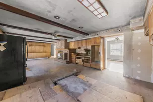 40W930 Brown Rd, Saint Charles, IL 60174 - Photo 9