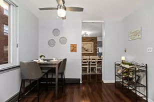 530 Hinman Ave, Evanston, IL 60202 - Photo 11