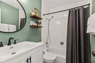 530 Hinman Ave, Evanston, IL 60202 - Photo 21