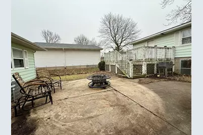 301 S Walnut Street, Clifton, IL 61727 - Photo 21