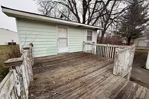 301 S Walnut St, Clifton, IL 61727 - Photo 23