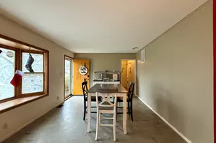 301 S Walnut St, Clifton, IL 61727 - Photo 11