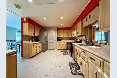 301 S Walnut Street, Clifton, IL 61727 - Photo 5