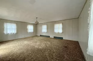 301 S Walnut St, Clifton, IL 61727 - Photo 25