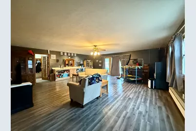 301 S Walnut Street, Clifton, IL 61727 - Photo 7