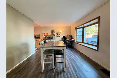 301 S Walnut Street, Clifton, IL 61727 - Photo 5