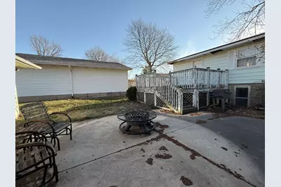 301 S Walnut Street, Clifton, IL 61727 - Photo 25