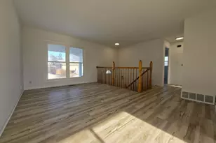 225 McKool Ave, Romeoville, IL 60446 - Photo 13