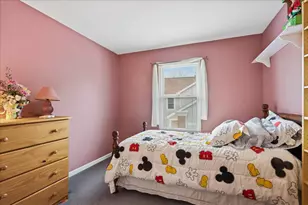 10 Barrington Ct, Lake in the Hills, IL 60156 - Photo 9