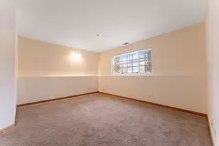 61 Cantal Ct, Wheeling, IL 60090 - Photo 15