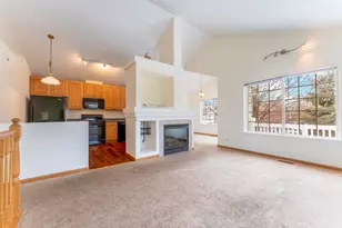 61 Cantal Ct, Wheeling, IL 60090 - Photo 3