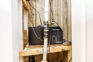 704 N Rose Farm Rd, Woodstock, IL 60098 - Photo 41