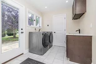 704 N Rose Farm Rd, Woodstock, IL 60098 - Photo 11