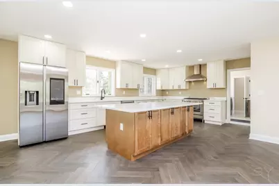 704 N Rose Farm Road, Woodstock, IL 60098 - Photo 9