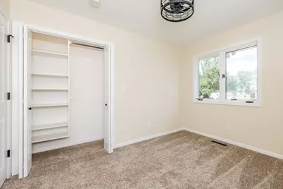 704 N Rose Farm Road, Woodstock, IL 60098 - Photo 19