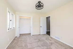 704 N Rose Farm Rd, Woodstock, IL 60098 - Photo 23