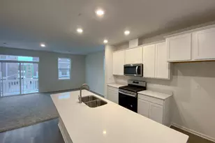 577 Yosemite Wy, Mundelein, IL 60060 - Photo 7