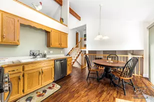 701 Bishops Dr, New Lenox, IL 60451 - Photo 9