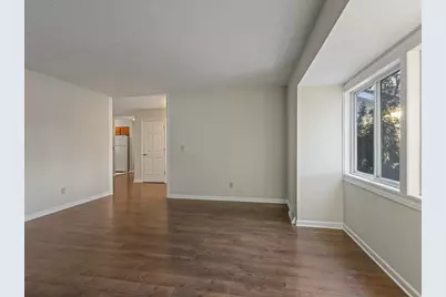 5226 Arbutus Road, Rockford, IL 61107 - Photo 11