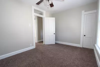 19 W Crystal Lake Avenue #19, Crystal Lake, IL 60014 - Photo 7