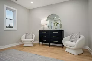 2225 W Carmen Ave, Chicago, IL 60625 - Photo 37