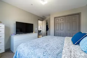 100 N Bokelman St, Roselle, IL 60172 - Photo 23