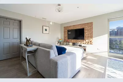 100 N Bokelman Street #325, Roselle, IL 60172 - Photo 15