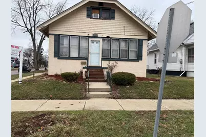 1055 5th Street, Aurora, IL 60505 - Photo 1
