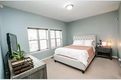 1838 N Laramie Avenue #B, Chicago, IL 60639 - Photo 15