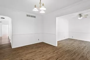 140 E Walnut St, Cedarville, IL 61013 - Photo 11