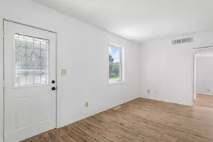 140 E Walnut St, Cedarville, IL 61013 - Photo 15