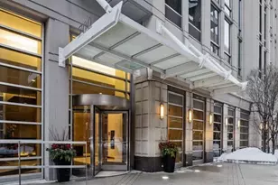 700 N Larrabee St, Chicago, IL 60654 - Photo 1