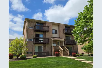 264 12th Street #F, Wheeling, IL 60090 - Photo 1