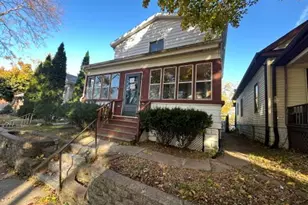 716 Wilcox St, Joliet, IL 60435 - Photo 3