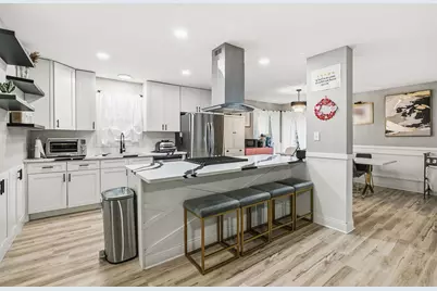 825 Cherry Lane, Thornton, IL 60476 - Photo 5