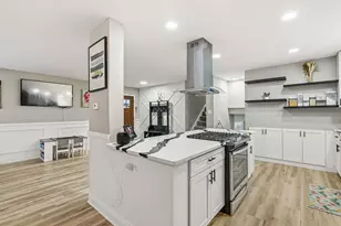 825 Cherry Ln, Thornton, IL 60476 - Photo 7