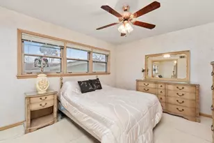 541 E 168th St, South Holland, IL 60473 - Photo 35