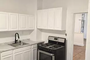 2046 W 69th Pl, Chicago, IL 60636 - Photo 11