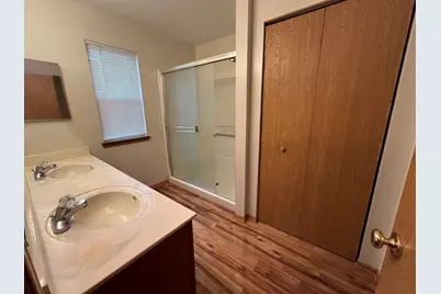 2936 Deerpath Lane, Carpentersville, IL 60110 - Photo 35