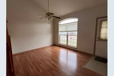 2936 Deerpath Lane, Carpentersville, IL 60110 - Photo 3