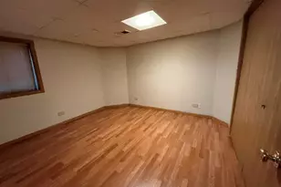 2936 Deerpath Ln, Carpentersville, IL 60110 - Photo 17