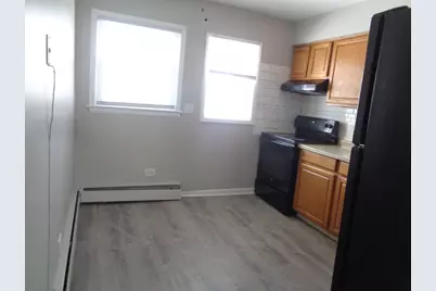 1340 N Main Street #C19, Wheaton, IL 60187 - Photo 5