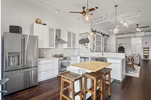 1640 Maple Ave, Evanston, IL 60201 - Photo 5