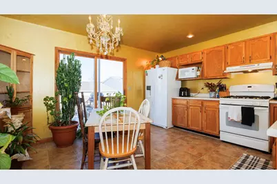 67 Oak Park Road, Bloomington, IL 61701 - Photo 9