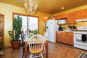 67 Oak Park Rd, Bloomington, IL 61701 - Photo 9