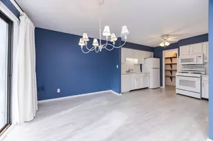 29 Brandywine Ct, Bloomington, IL 61704 - Photo 9