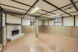 2107 Kirchoff Rd, Rolling Meadows, IL 60008 - Photo 23