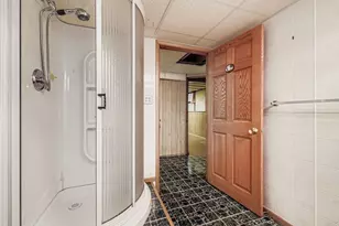 2107 Kirchoff Rd, Rolling Meadows, IL 60008 - Photo 21