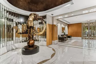 111 E Chestnut Street #20B, Chicago, IL 60611 - Photo 3