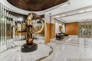 111 E Chestnut St, Chicago, IL 60611 - Photo 3